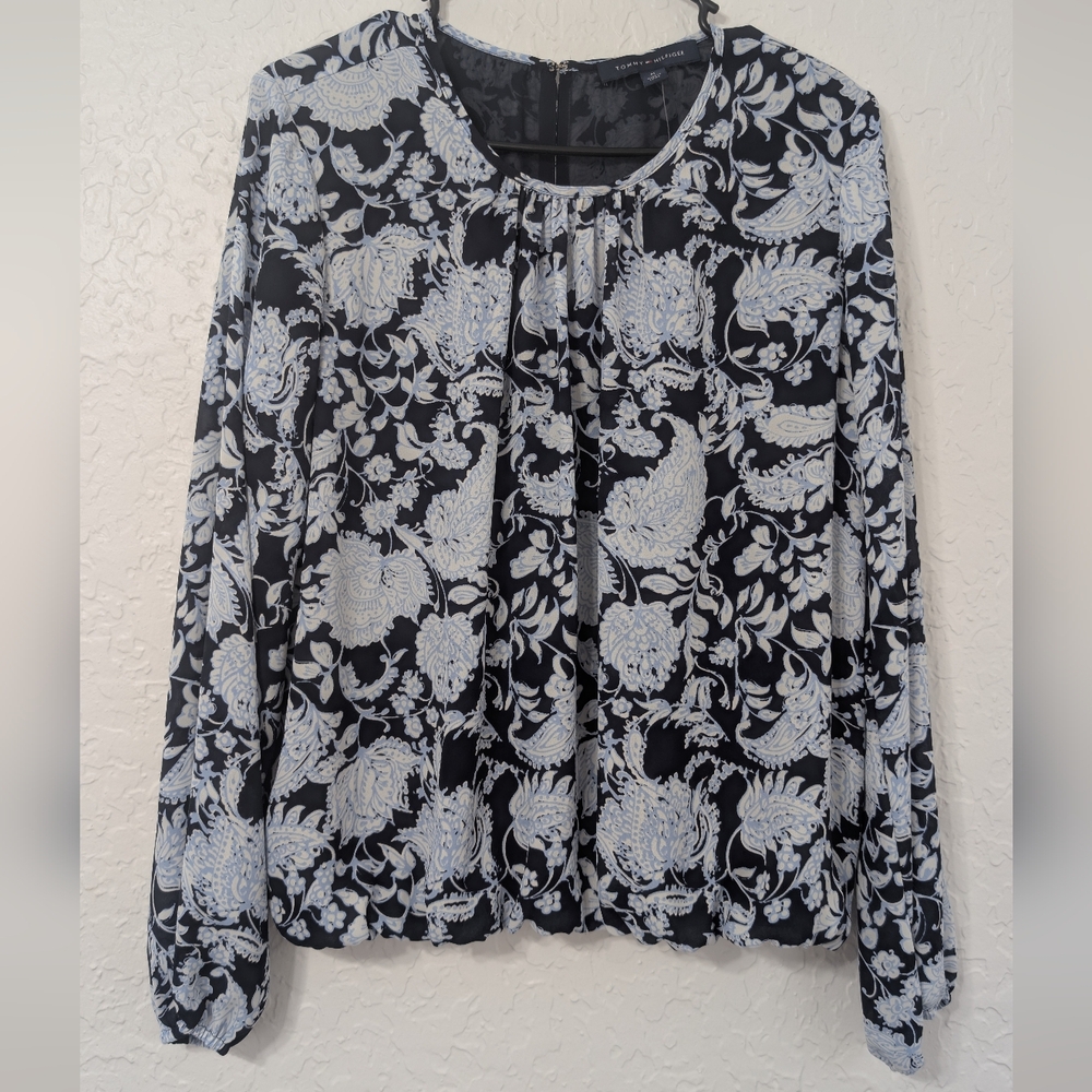 Tommy Hilfiger Black and White Floral Blouse. Size M